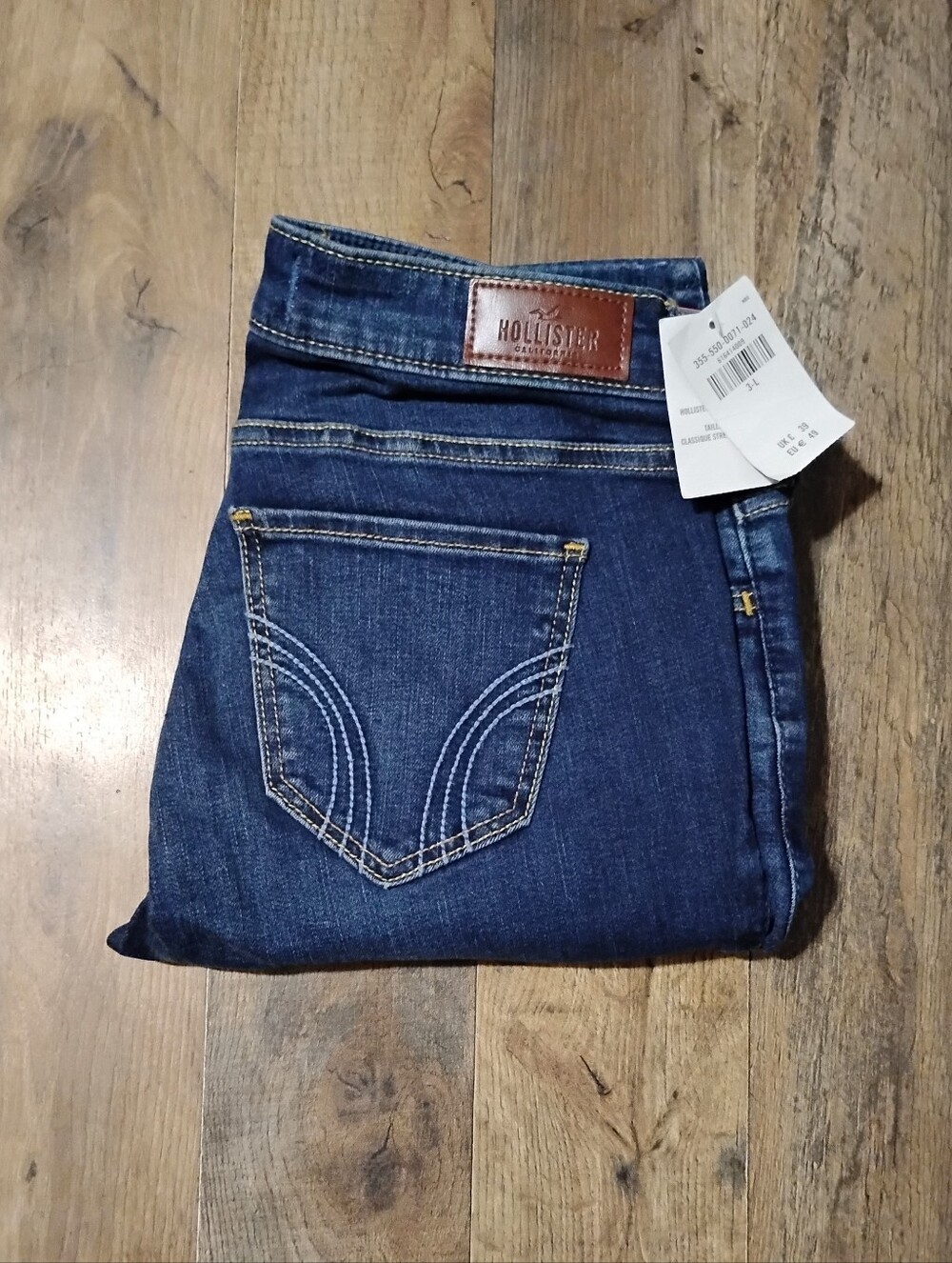 Hollister NWT Low Rise Super Skinny Dark Indigo Jeans Women's Size: 3L